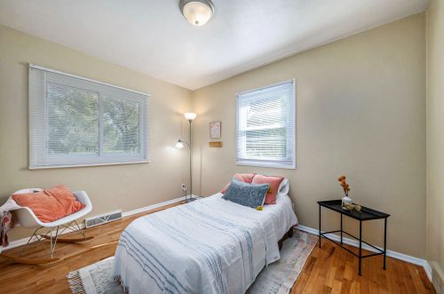 1629 Cobb Ave, Kalamazoo MI 49007-1707 exterior