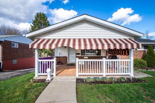 148 Mardi Gras Dr, Pittsburgh, PA 15239-2408