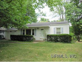 6913 C St, Belleville, IL 62223-3149