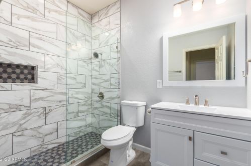 13008 3 St, Phoenix AZ 85022-5210 exterior