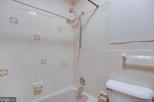 2535 Solomons Is Rd, Huntingtown MD 20639-8853 exterior