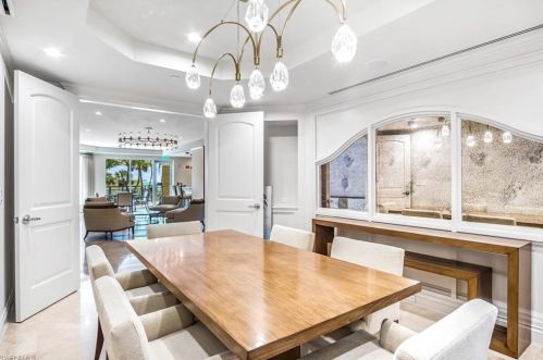 1801 Gulf Shore Blvd, Naples FL 34102-4915 exterior