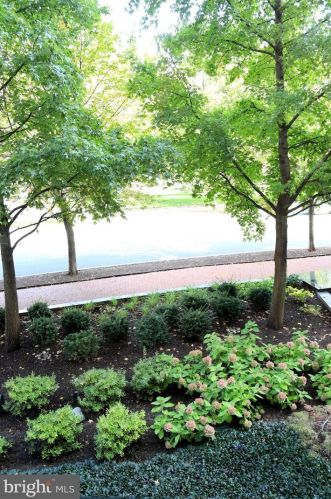 1010 Massachusetts Ave, Washington DC 20001-5401 exterior