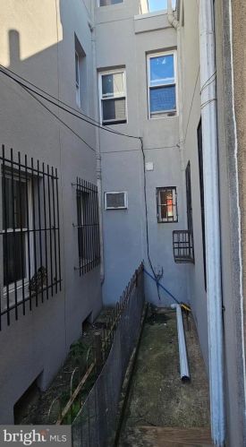 2629 Allegheny Ave, Philadelphia PA 19132-1222 exterior