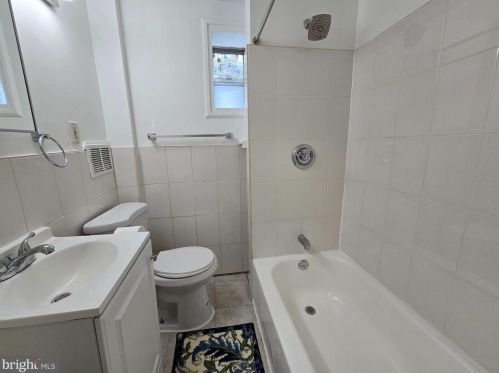 2602 Marshall St, Philadelphia PA 19148-4612 exterior