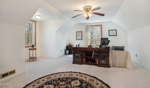 1944 Lincoln Rd, Allegan MI 49010-9435 exterior