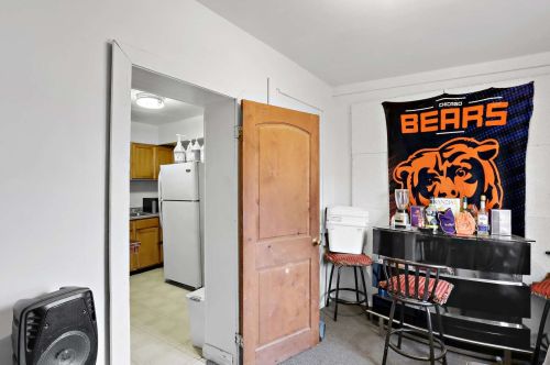 1219 Massasoit Ave, Chicago IL 60638-1505 exterior