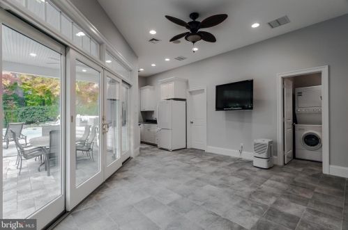 124 Cv Ln, Media PA 19063-1822 exterior