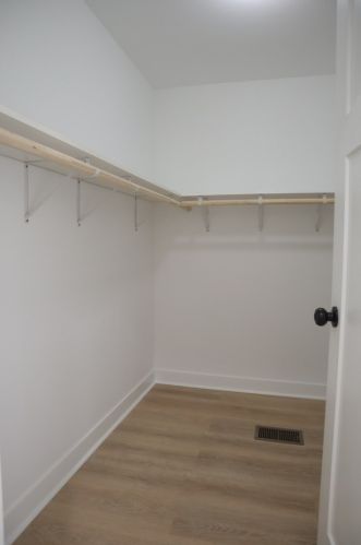 2621 Troy St, Chicago IL 60655-2320 exterior