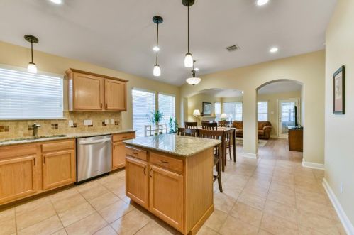 13425 Dulles Ave, Austin TX 78729-3764 exterior