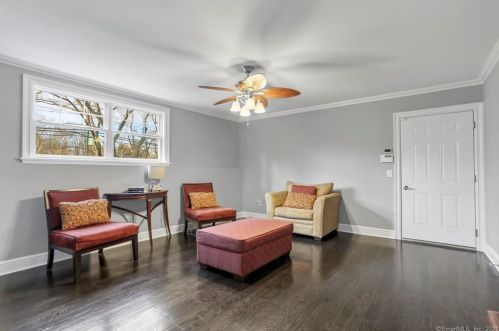 40 Easton Rd, Westport CT 06880-2215 exterior