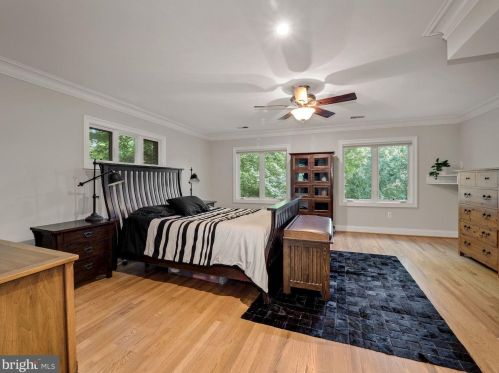 1111 Highland Dr, Silver Spring MD 20910-2220 exterior