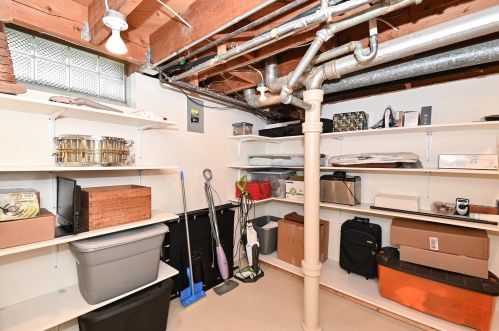 3301 77 St, Milwaukee WI 53219-1854 exterior