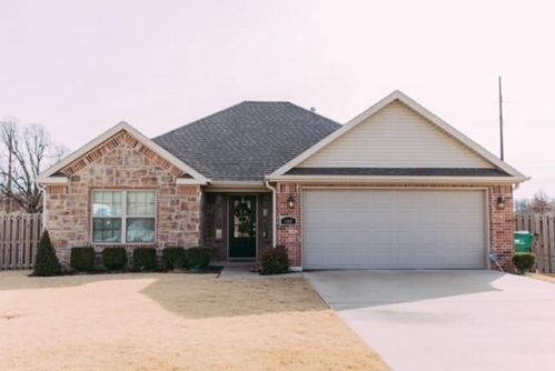 398 Liem Cir, Springdale, AR 72762-2960