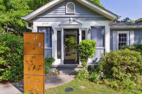 2579 Forrest Ave, Atlanta, GA 30318-1158