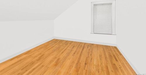 214 Prospect Ave, Mount Vernon NY 10550-2349 exterior