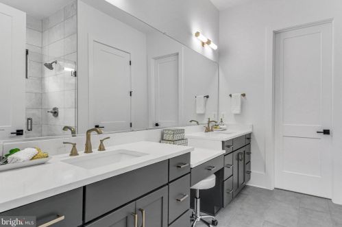 1113 Ingleside Ave, Mc Lean VA  22101-2131 exterior