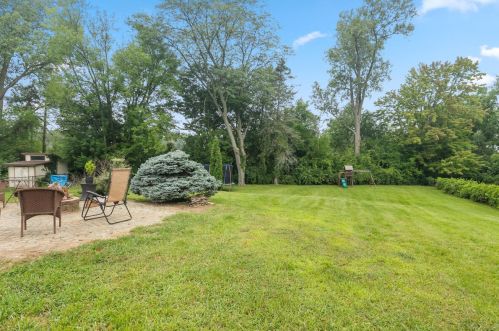 1387 Meadowlane Dr, Grand Rapids MI 49508-4655 exterior