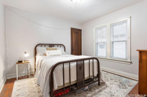 2256 Blodgett St, Meskegon MI  49441-1516 exterior