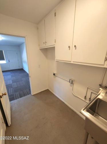 4814 Helen St, Tucson AZ 85719-4423 exterior