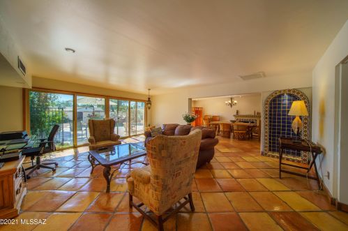 4002 Calle De Jardin, Tucson AZ 85711-3411 exterior