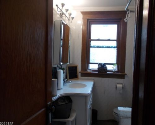 417 Maple Ave, Rahway NJ 07065-3111 exterior