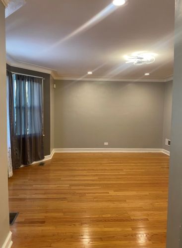 1701 85 St, Chicago IL 60617-2212 exterior