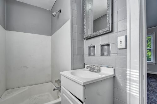 3245 64 Pl, Chicago IL 60638-5418 exterior