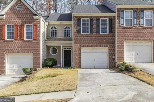 351 Parkview Manor Dr, Tucker GA  30084-8914 exterior