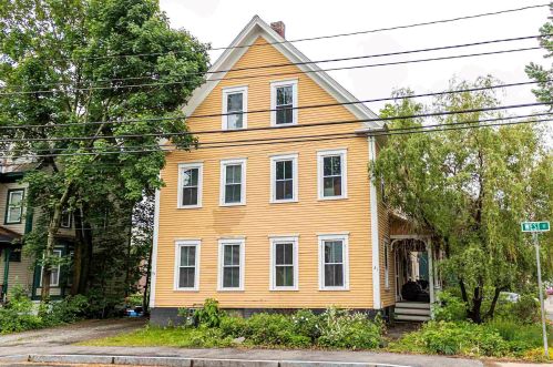 29 West St, Concord NH  03301-3548 exterior