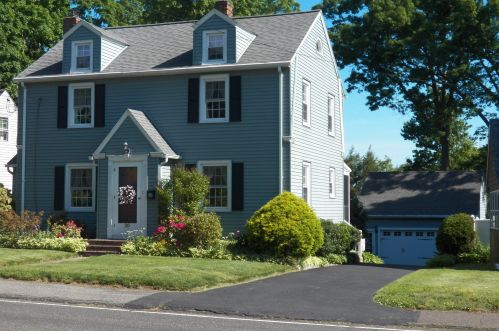 20 Baldwin Ave, Meriden CT 06450-3408 exterior