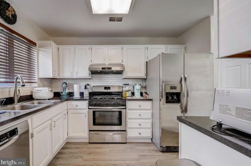 1930 Franklin St, Philadelphia PA 19122-1308 exterior