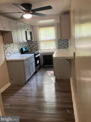 5504 3 St, Philadelphia PA 19120-2823 exterior