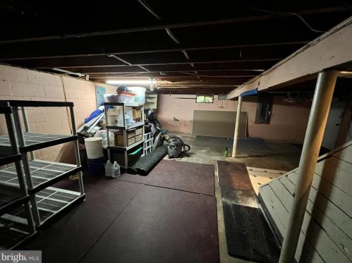 2325 Raleigh Dr, Lancaster PA 17601-2980 exterior