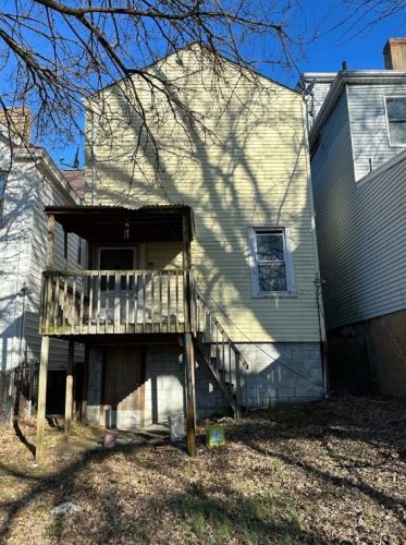 3358 Webster Ave, Pittsburgh PA  15219-3916 exterior