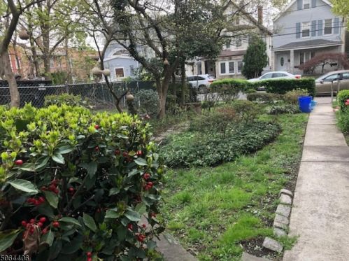 17 Msn St, Montclair NJ 07042-4518 exterior