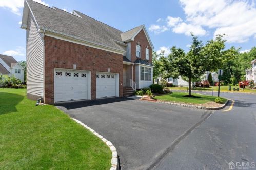 801 Hibiscus Ct, New Brunswick NJ  08902-5205 exterior