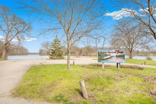 306 Orch St, Dowagiac MI 49047-1253 exterior