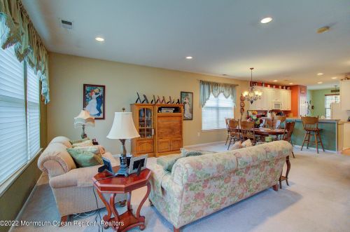 7 Cromwell Ln, Jackson Twp NJ 08527-4687 exterior