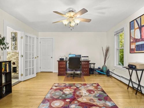 44 New Place St, Wallingford CT  06492-2237 exterior