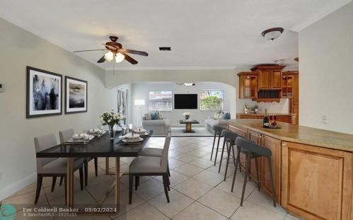 1364 4 St, Boca Raton FL 33486-4433 exterior