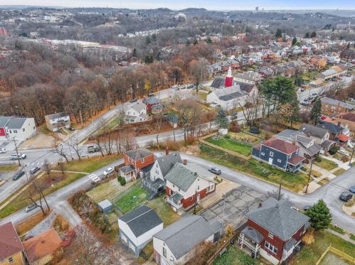 10 Amherst Ave, Pittsburgh PA 15229-1536 exterior