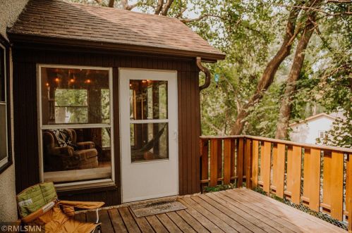 1561 Motor Ave, South Saint Paul, MN 55075-1029