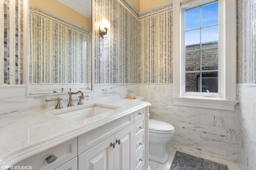 716 Schubert Ave, Chicago IL 60614-1247 exterior