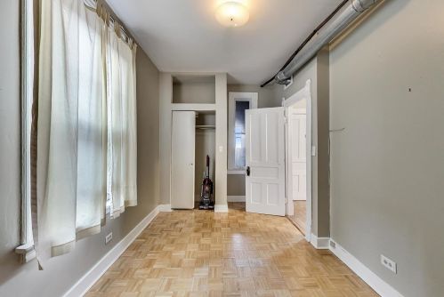 2324 Armitage Ave, Chicago IL 60647-4342 exterior