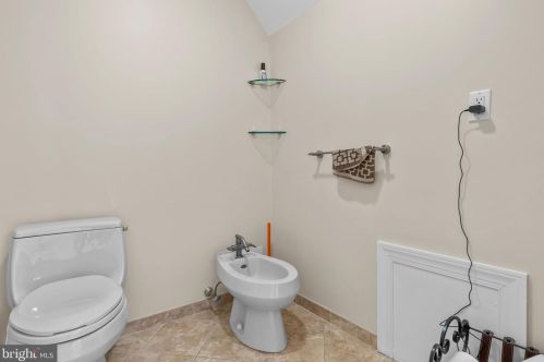 2214 Denbeigh Dr, Jamison PA 18929-1446 exterior