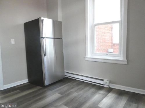 3912 Darien St, Philadelphia PA 19140-3211 exterior