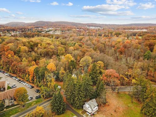 34 Webb Rd, Middletown NY 10940-6535 exterior