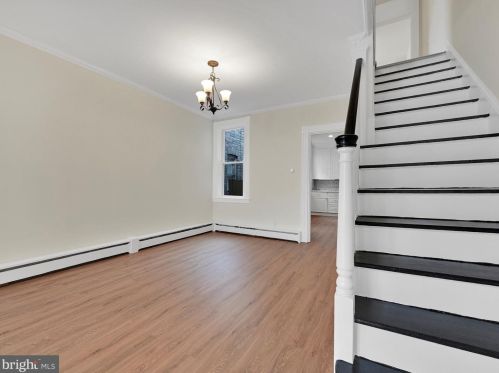 27 New Dorwart St, Lancaster PA 17603-5220 exterior