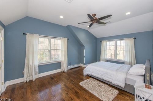 752 Ridge Road Ter, Kinnelon NJ  07405-2132 exterior